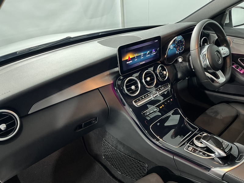 2019 (19) MERCEDES-BENZ C CLASS C200 AMG Line Premium 4dr 9G-Tronic 5954856