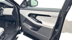 2025 (25) LAND ROVER RANGE ROVER EVOQUE 2.0 D165 S 5dr Auto 4966686