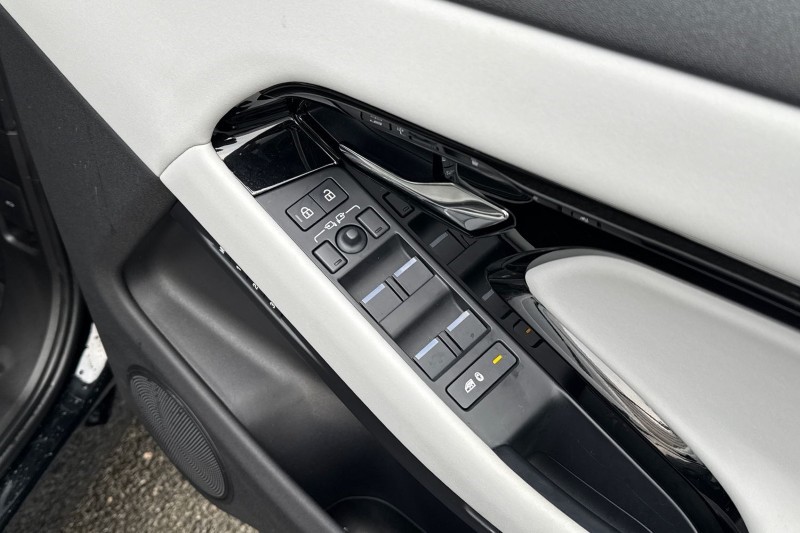 2025 (25) LAND ROVER RANGE ROVER EVOQUE 2.0 D165 S 5dr Auto 4966687