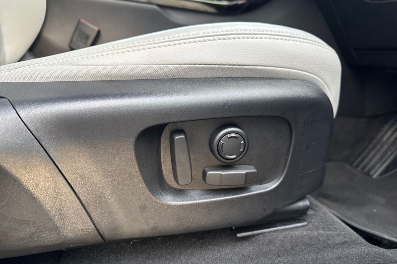 2025 (25) LAND ROVER RANGE ROVER EVOQUE 2.0 D165 S 5dr Auto 4966688