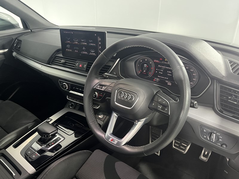 2020 (70) AUDI Q5 40 TDI Quattro S Line 5dr S Tronic 5964114