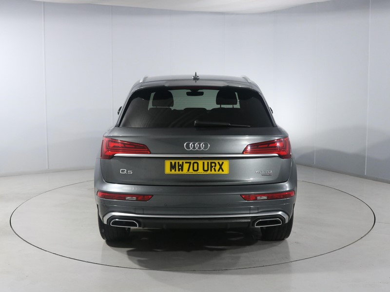 2020 (70) AUDI Q5 40 TDI Quattro S Line 5dr S Tronic 5964123