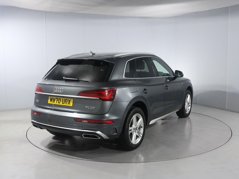 2020 (70) AUDI Q5 40 TDI Quattro S Line 5dr S Tronic 5964154