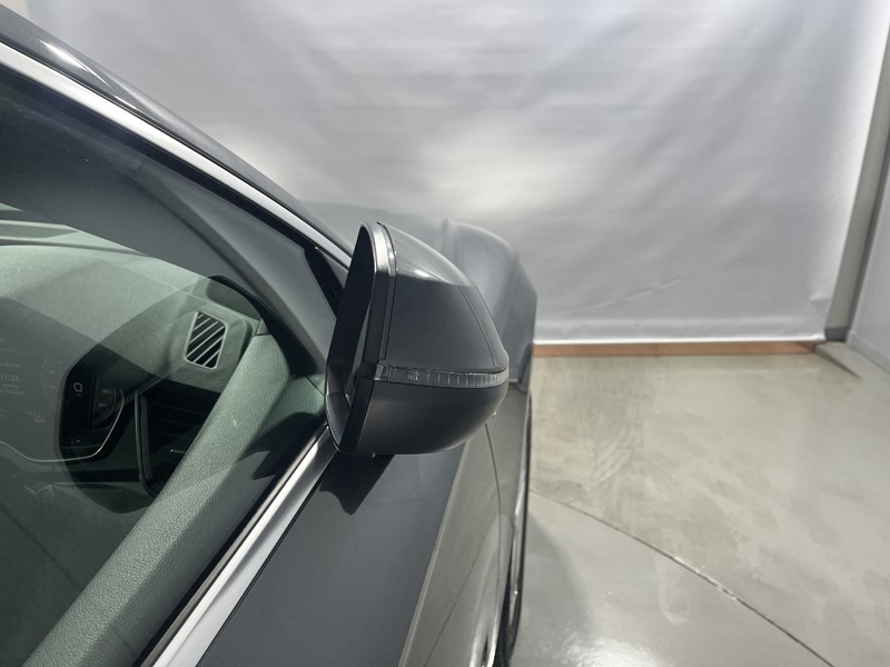 2020 (70) AUDI Q5 40 TDI Quattro S Line 5dr S Tronic 5964148