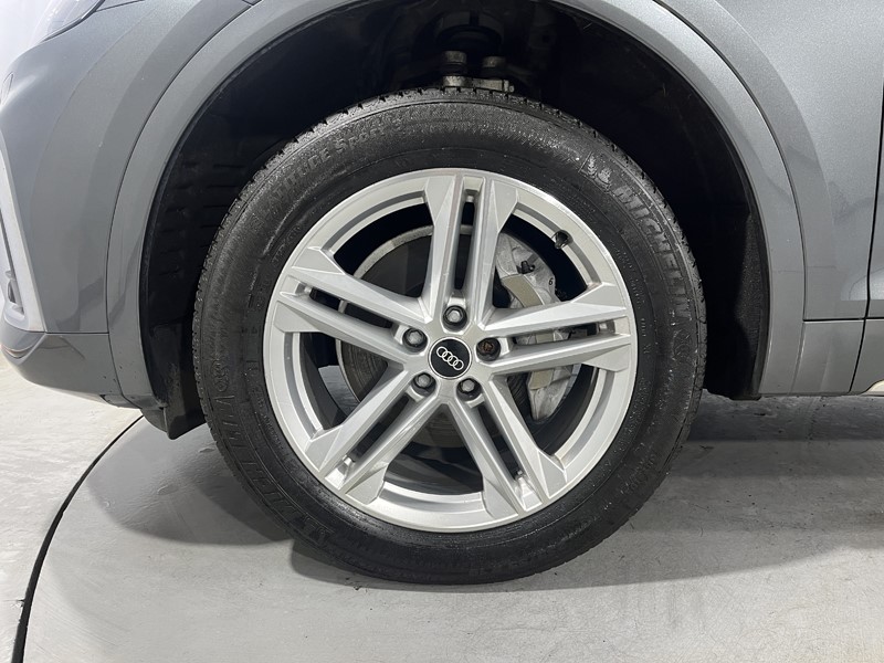 2020 (70) AUDI Q5 40 TDI Quattro S Line 5dr S Tronic 5964122