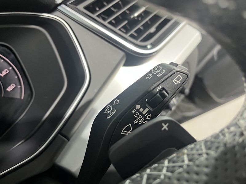 2020 (70) AUDI Q5 40 TDI Quattro S Line 5dr S Tronic 5964133