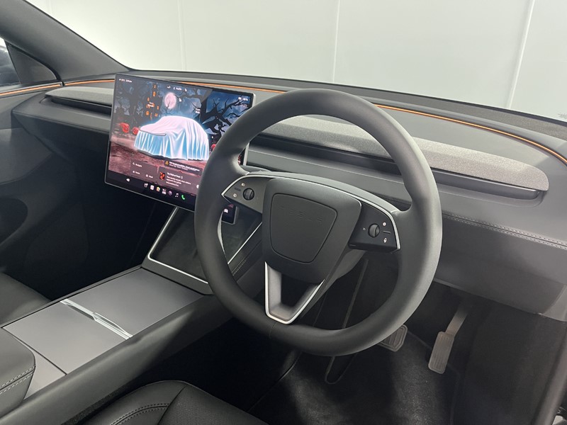 2026 (26) TESLA MODEL Y Long Range RWD 5dr Auto 5966272
