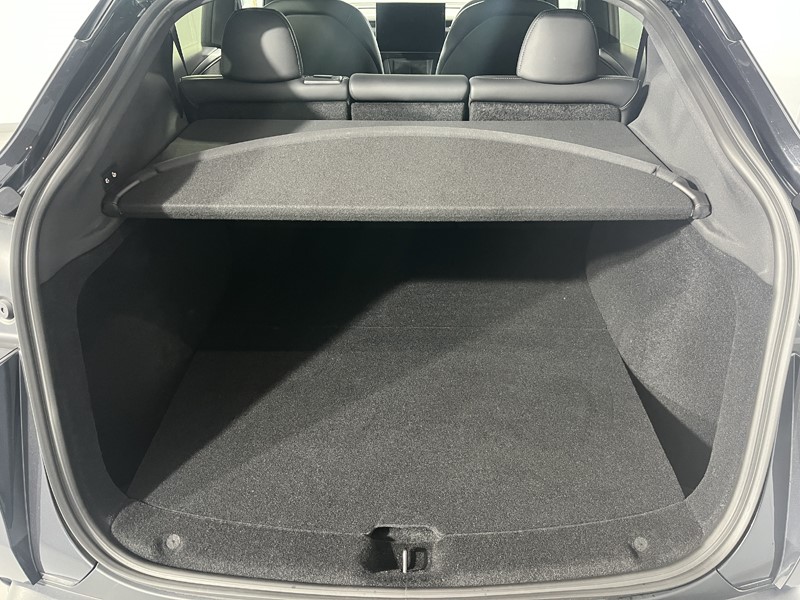 2026 (26) TESLA MODEL Y Long Range RWD 5dr Auto 5966278