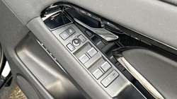 2025 (25) LAND ROVER RANGE ROVER EVOQUE 2.0 D165 S 5dr Auto 4966616