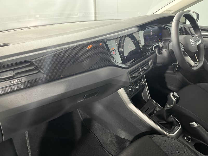 2023 (23) VOLKSWAGEN POLO 1.0 TSI Life 5dr 5983611