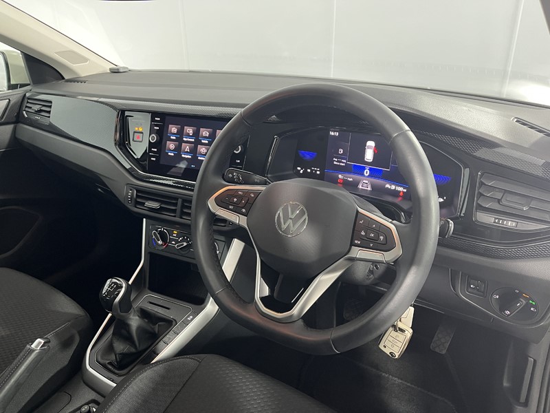 2023 (23) VOLKSWAGEN POLO 1.0 TSI Life 5dr 5983610