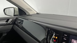 2023 (23) VOLKSWAGEN POLO 1.0 TSI Life 5dr 5983627