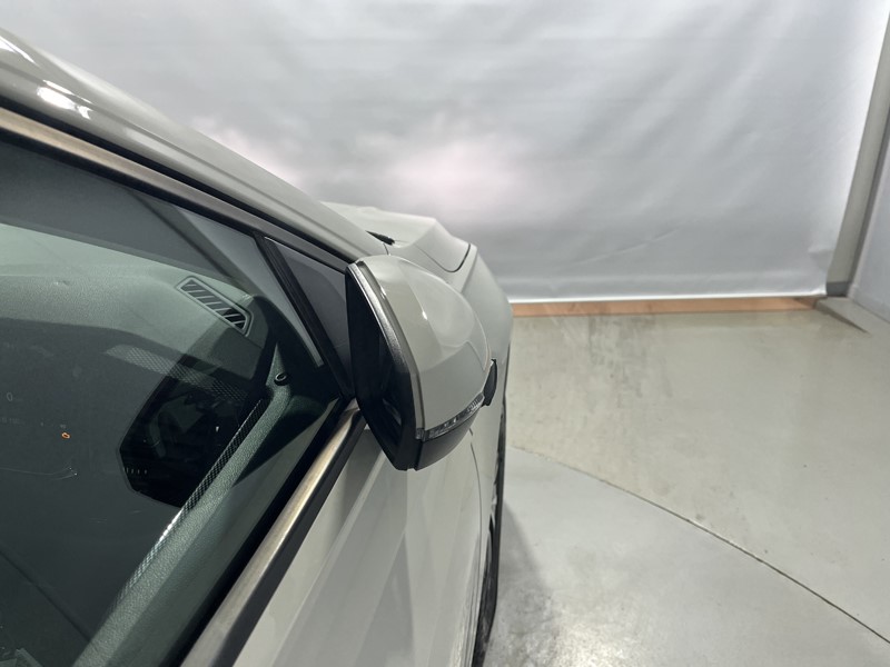 2023 (23) VOLKSWAGEN POLO 1.0 TSI Life 5dr 5983637