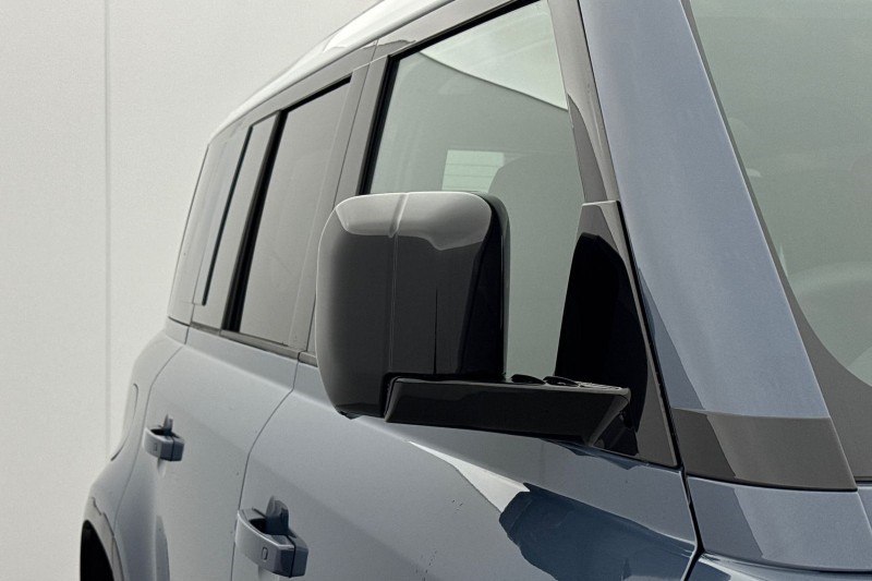  LAND ROVER DEFENDER 3.0 D250 S 110 5dr Auto 4996100