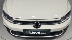 2023 (23) VOLKSWAGEN POLO 1.0 TSI Life 5dr 5983636