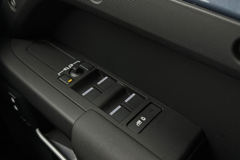  LAND ROVER DEFENDER 3.0 D250 S 110 5dr Auto 4996077