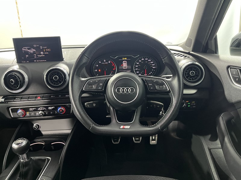 2018 (67) AUDI A3 1.5 TFSI Black Edition 5dr 5992805
