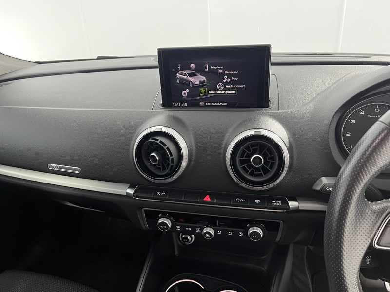2018 (67) AUDI A3 1.5 TFSI Black Edition 5dr 5992808