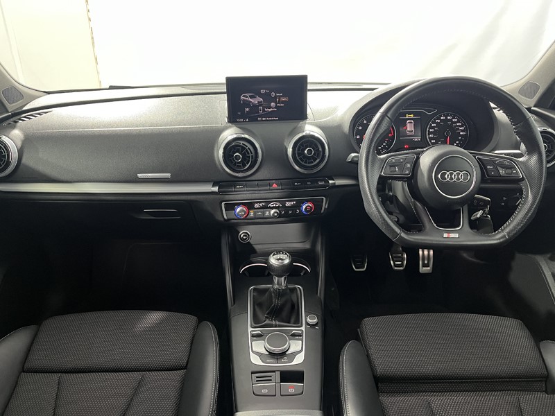 2018 (67) AUDI A3 1.5 TFSI Black Edition 5dr 5992804