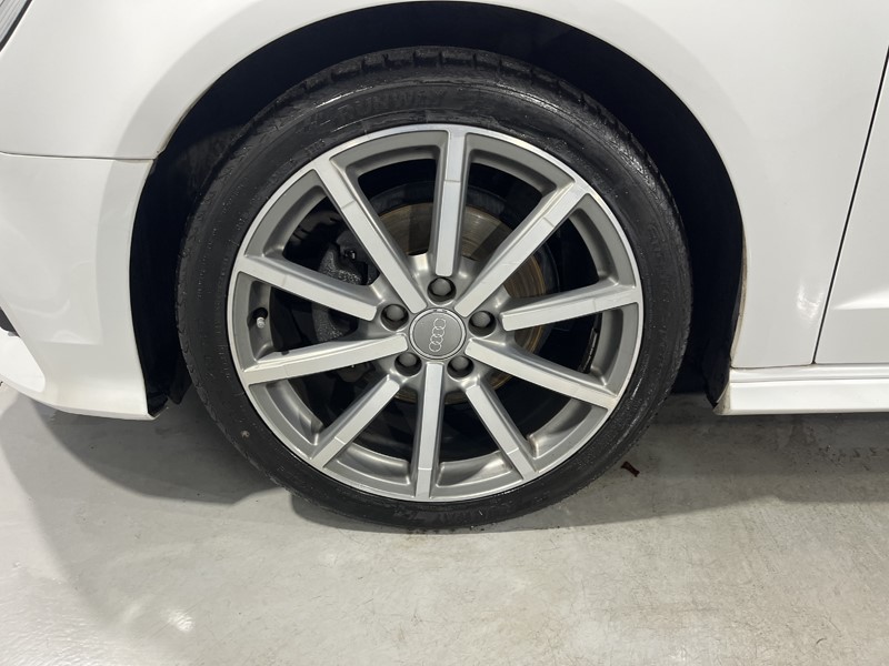 2018 (67) AUDI A3 1.5 TFSI Black Edition 5dr 5992814