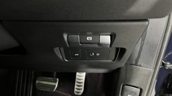 2022 (22) LAND ROVER RANGE ROVER EVOQUE 2.0 D200 R-Dynamic SE 5dr Auto 5988736