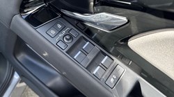 2025 (25) LAND ROVER RANGE ROVER EVOQUE 2.0 D165 S 5dr Auto 5298571