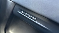 2025 (25) LAND ROVER RANGE ROVER EVOQUE 2.0 D165 S 5dr Auto 5298607