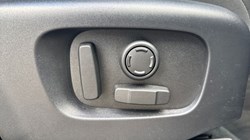 2025 (25) LAND ROVER RANGE ROVER EVOQUE 2.0 D165 S 5dr Auto 5298572