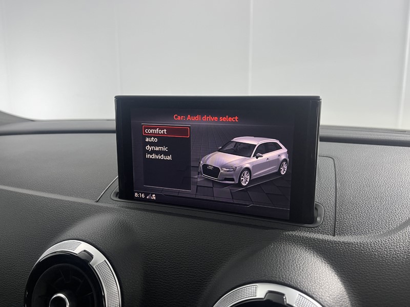 2018 (18) AUDI RS3 2.5 TFSI RS 3 Quattro 5dr S Tronic 5982971