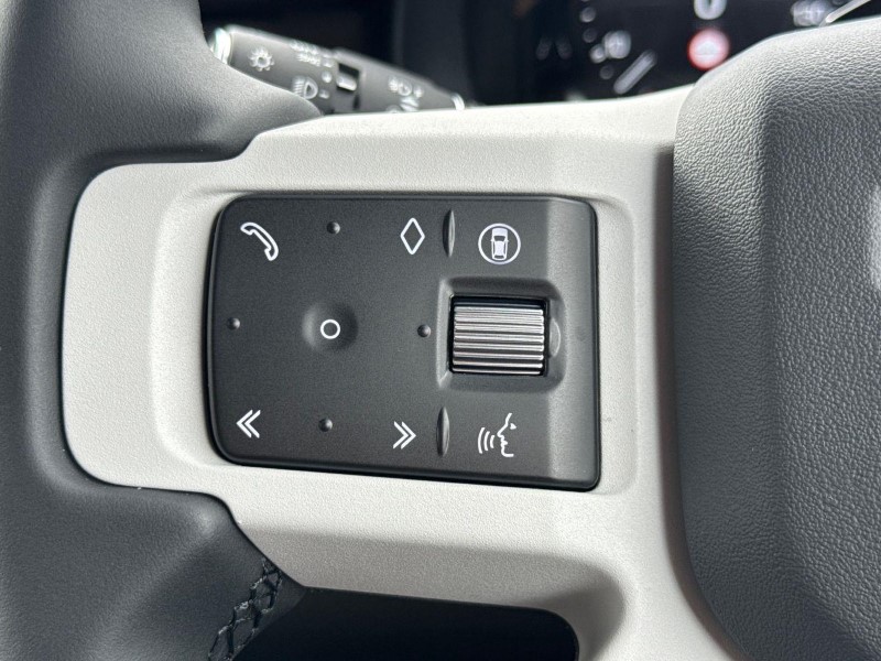  LAND ROVER DEFENDER 3.0 D350 S 110 5dr Auto 5637696