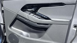 2025 (25) LAND ROVER RANGE ROVER EVOQUE 2.0 D165 S 5dr Auto 5371616