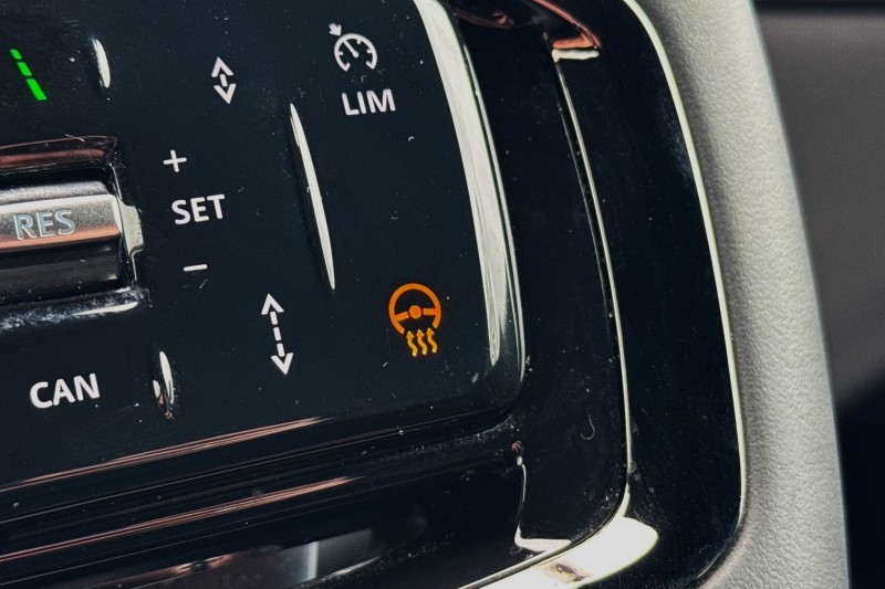 2025 (25) LAND ROVER RANGE ROVER EVOQUE 2.0 D165 S 5dr Auto 5303808