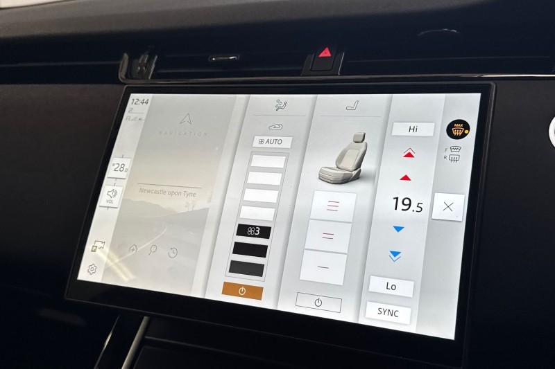 2025 (25) LAND ROVER RANGE ROVER EVOQUE 2.0 D200 Edition 5dr Auto 4962943