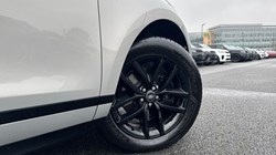 2025 (25) LAND ROVER RANGE ROVER EVOQUE 2.0 D200 Edition 5dr Auto 4962959