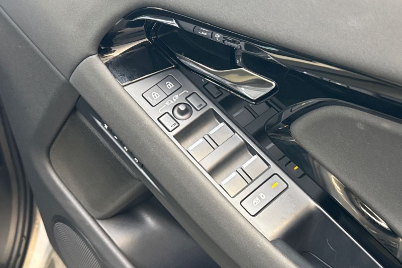 2025 (25) LAND ROVER RANGE ROVER EVOQUE 2.0 D200 Edition 5dr Auto 4962936