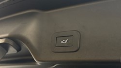 2025 (25) LAND ROVER RANGE ROVER EVOQUE 2.0 D200 Edition 5dr Auto 4962950