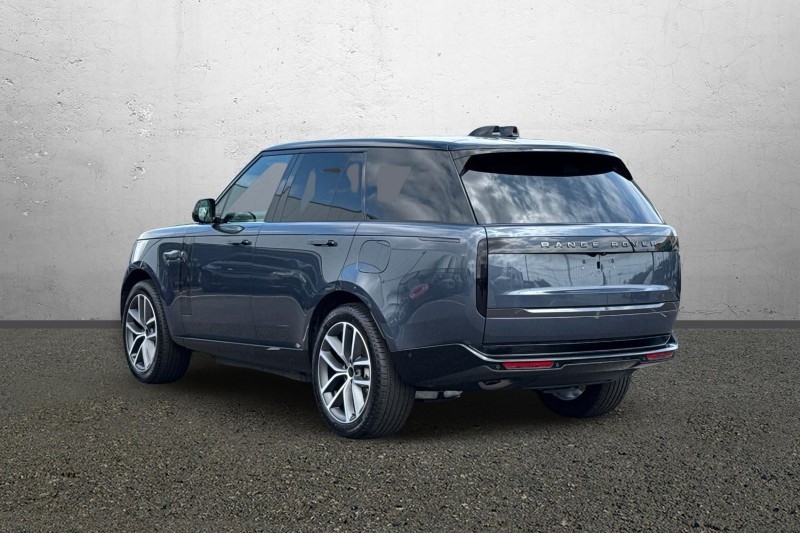  LAND ROVER RANGE ROVER 3.0 P460e HSE 4dr Auto [NI]