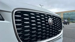 2023 (73) JAGUAR F-PACE 2.0 P400e R-Dynamic SE 5dr Auto AWD 4512995