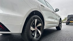 2023 (73) JAGUAR F-PACE 2.0 P400e R-Dynamic SE 5dr Auto AWD 4513000