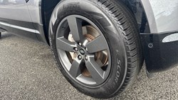 2024 (24) LAND ROVER DEFENDER 2.0 P400e X-Dynamic HSE 110 5dr Auto 4548246