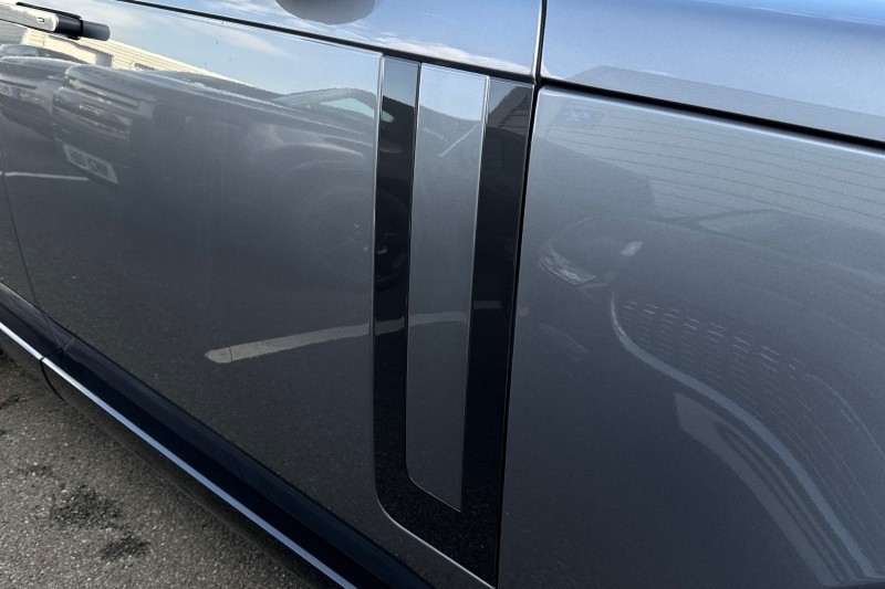  LAND ROVER RANGE ROVER 3.0 D300 Edition 4dr Auto 5134481