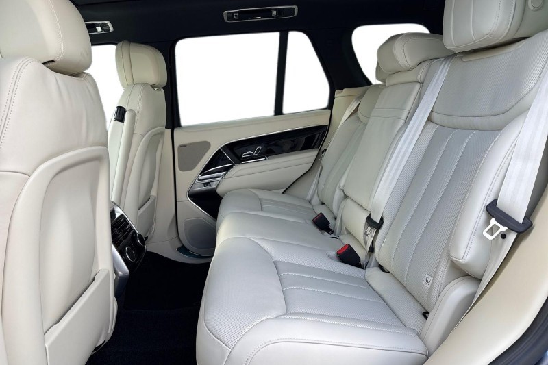  LAND ROVER RANGE ROVER 3.0 D300 Edition 4dr Auto 5134465