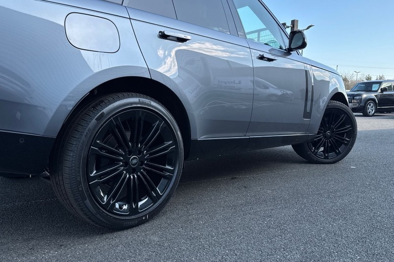  LAND ROVER RANGE ROVER 3.0 D300 Edition 4dr Auto 5134507