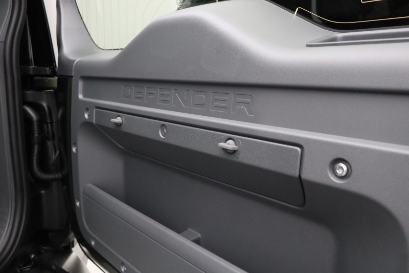  LAND ROVER DEFENDER 3.0 D250 S 110 5dr Auto 5498424
