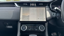 2024 (24) JAGUAR F-PACE 2.0 D200 R-Dynamic HSE Black 5dr Auto AWD 4545630