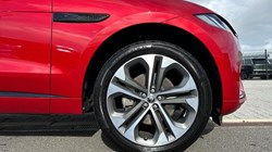 2024 (24) JAGUAR F-PACE 2.0 D200 R-Dynamic HSE Black 5dr Auto AWD 4545624