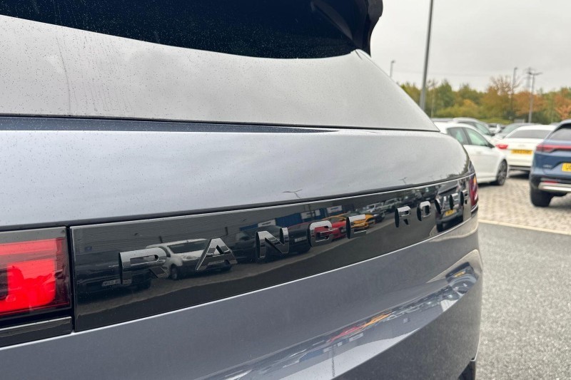 LAND ROVER RANGE ROVER SPORT 3.0 D250 Edition 5dr Auto 5915948
