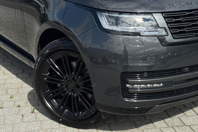  LAND ROVER RANGE ROVER 3.0 D300 Edition 4dr Auto 5691571