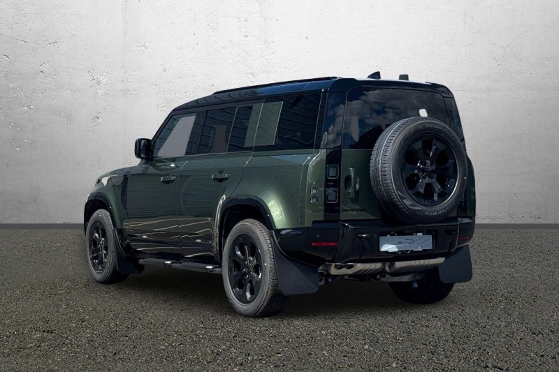  LAND ROVER DEFENDER 3.0 D250 X-Dynamic SE 110 5dr Auto