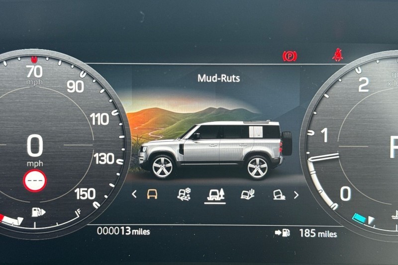  LAND ROVER DEFENDER 3.0 D250 X-Dynamic SE 110 5dr Auto 5479701